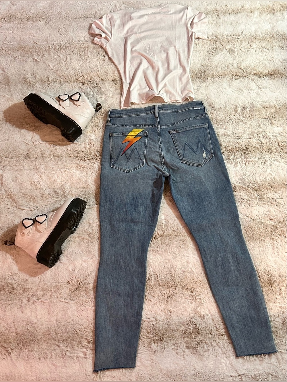 MOTHER Denim The STUNNER Ankle Step-Zip Fray Jeans in Helter Skelter - Picture 4 of 7